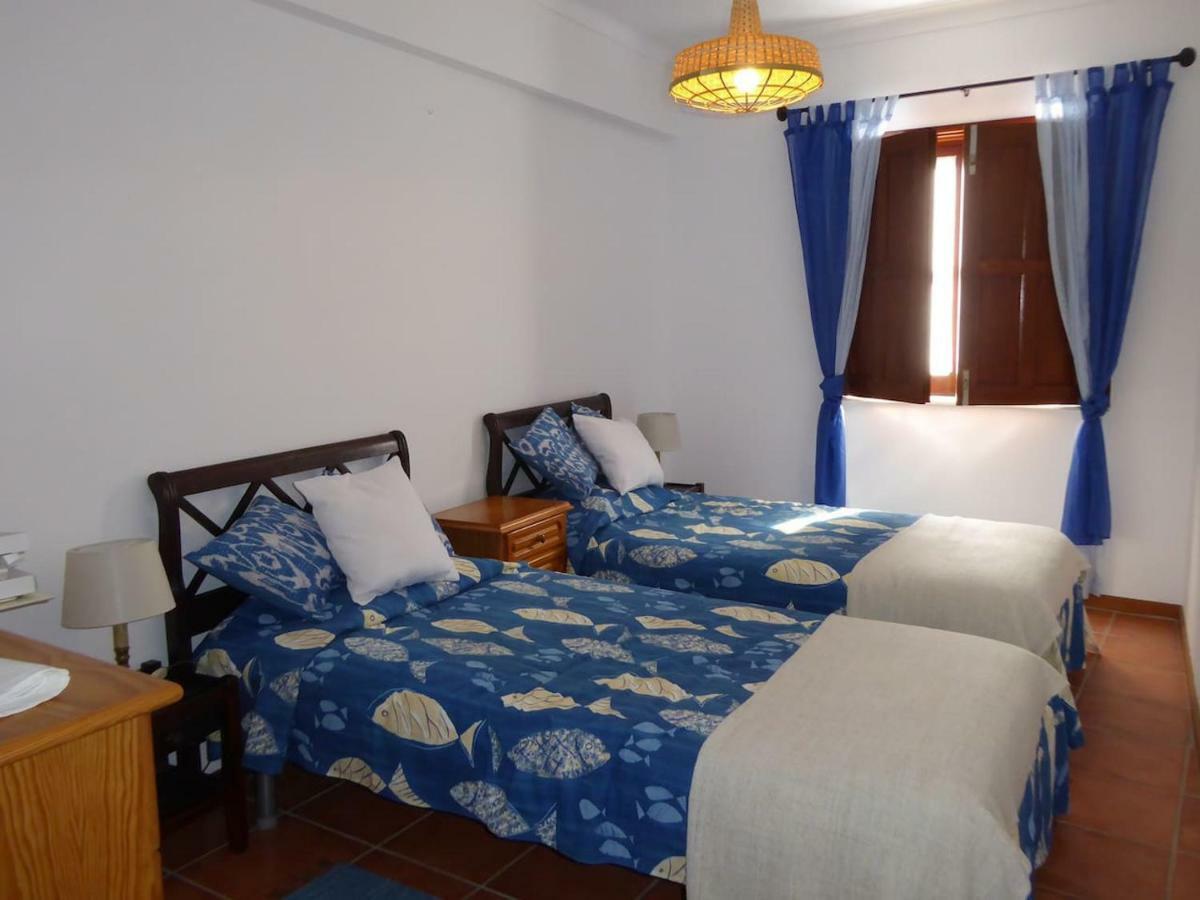 Casa Berimbau Villa Вила Нова де Милфонтеш Екстериор снимка